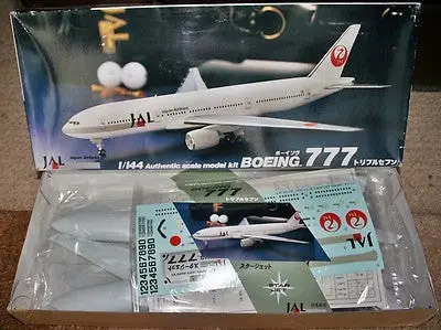 1/144 Scale- Authentic Scale Model Kit Boeing 777 1