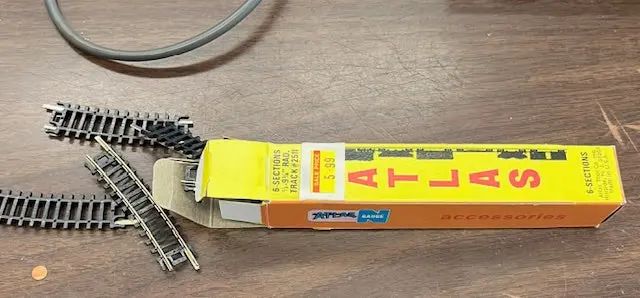 1/2-9 1/4" Rad. Track (6 Count) 1