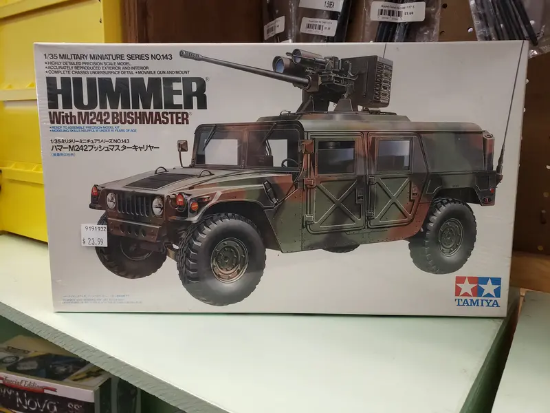1/35 Hummer Bushmaster 1