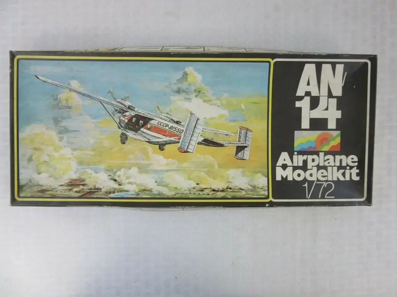 1/72 An14 Model Kit 1