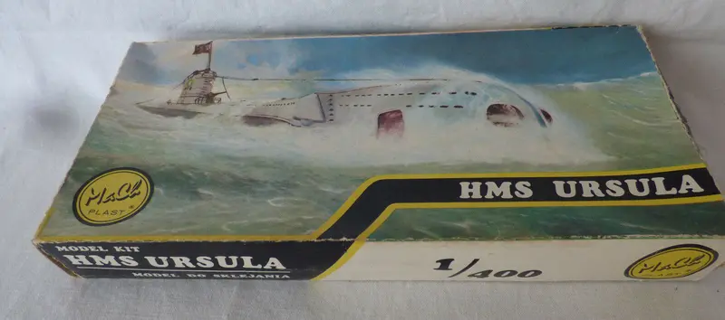1:400 Hms Ursula 1