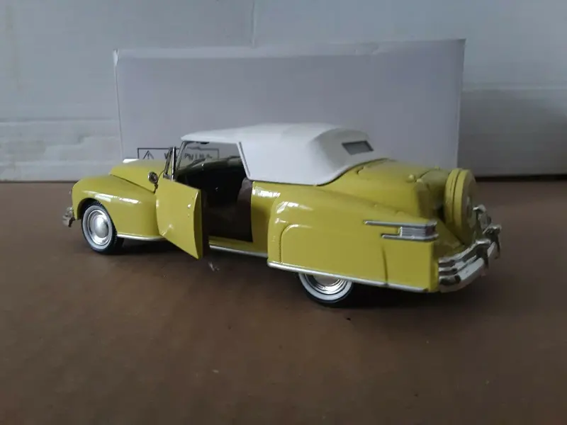 1948 Lincoln 1/32 Scale 24800 Die Cast 1