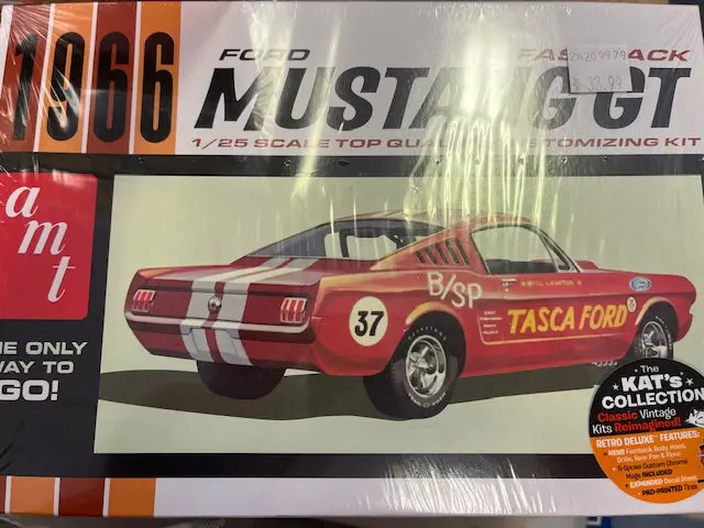 1966 Ford Fastback Mustang Gt- 1/25 Scale 1