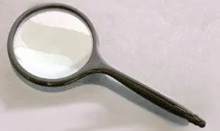 2.5" 3X Magnifying Glass 1