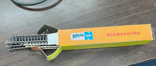 5" Track Straight (6 Count) 1