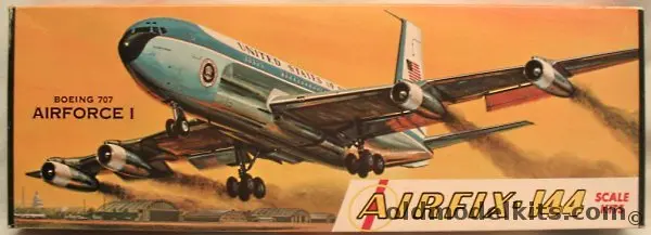 Boeing 707 Air Force One Series- 1/144 Scale 1