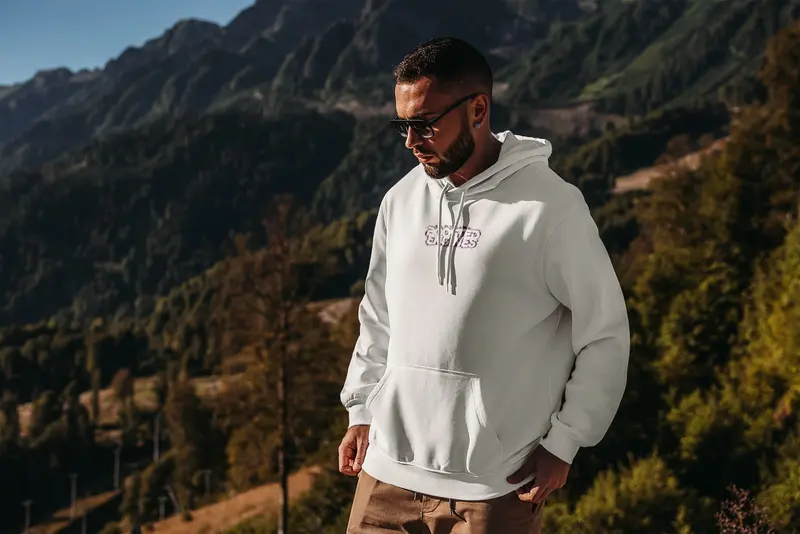 Boosted Engines ''Glitch Brand Logo'' Männer Hoodie 4