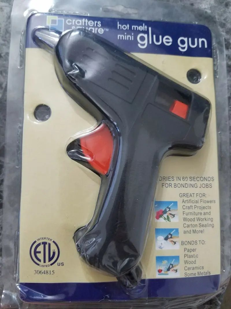 Crafters Square Hot Melt Mini Glue Gun 1