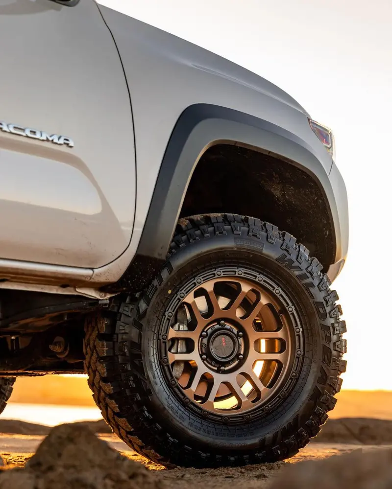 Dx4 Flare 17X8.5 Wheels 6X139.7 Frozen Bronze Blk Lip Et0 2