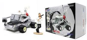 James Bond Collection- Diecast Moon Buggy & James Bond Figure Set 1