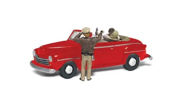 N Scale Cop'n A Kiss 1