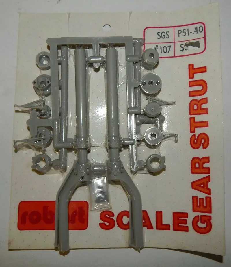 Scale Main Gear Offset Strut Covers 1