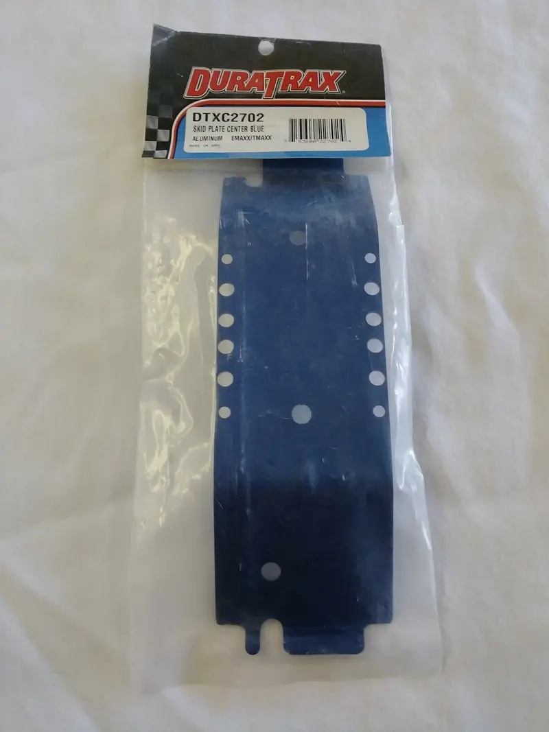 Skid Plate Center Blue Aluminum (E-Maxx/T-Maxx) 1