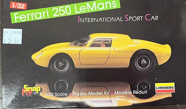 Snapfit :Ferrari 250 Lemans (International Sports Car) - 1/32 Scale 1