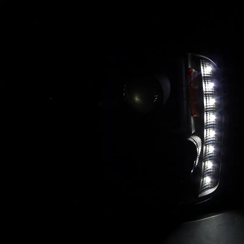 Spec-D 02-09 Chevy Trailblazer Headlights Projector V2 Black 2