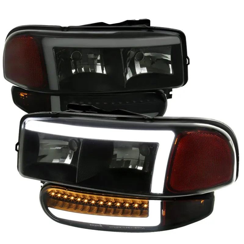 Spec-D 99-06 Gmc Sierra Denali Yukon/Xl Seq Bumper Lights Black/Smoked 1