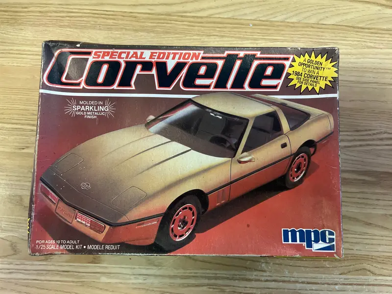 Special Edition Corvette 1/25Th Scale 1