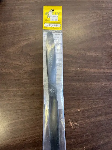 Standard Carbon Fibre Exoxy Composite-  11 3/4 X4 1/4 Propeller 1