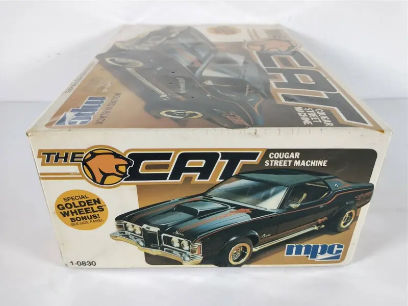 The Car Cougar Street Machine Mpc 1/25 Model Kit 1