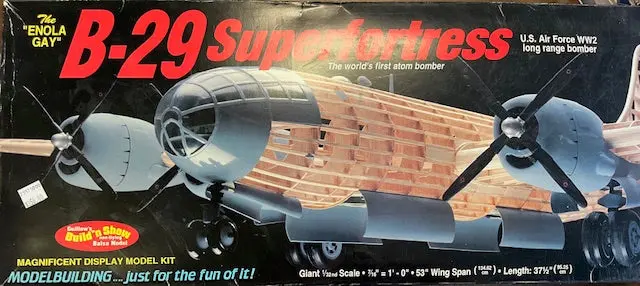The "Enola Gay" - B-29 Superfortress - Giant 1/32 Scale 1