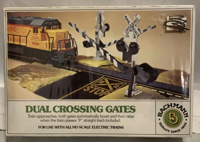 Vintage Ho Scale Dual Crossing Gates 1