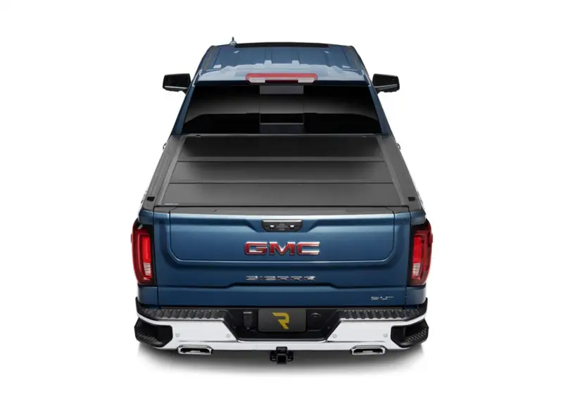 Undercover Select Hard Tonneau Cover For 2021–2025 Ford F-150 With 68.4-Inch Bed 1